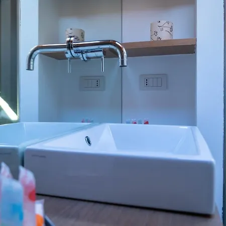 Apartment L'arche Comfort & Relax - Loft Garden In Via Torricelli Milan