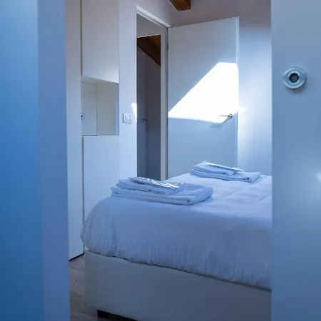 L'arche Comfort & Relax - Loft Garden In Via Torricelli Apartment *